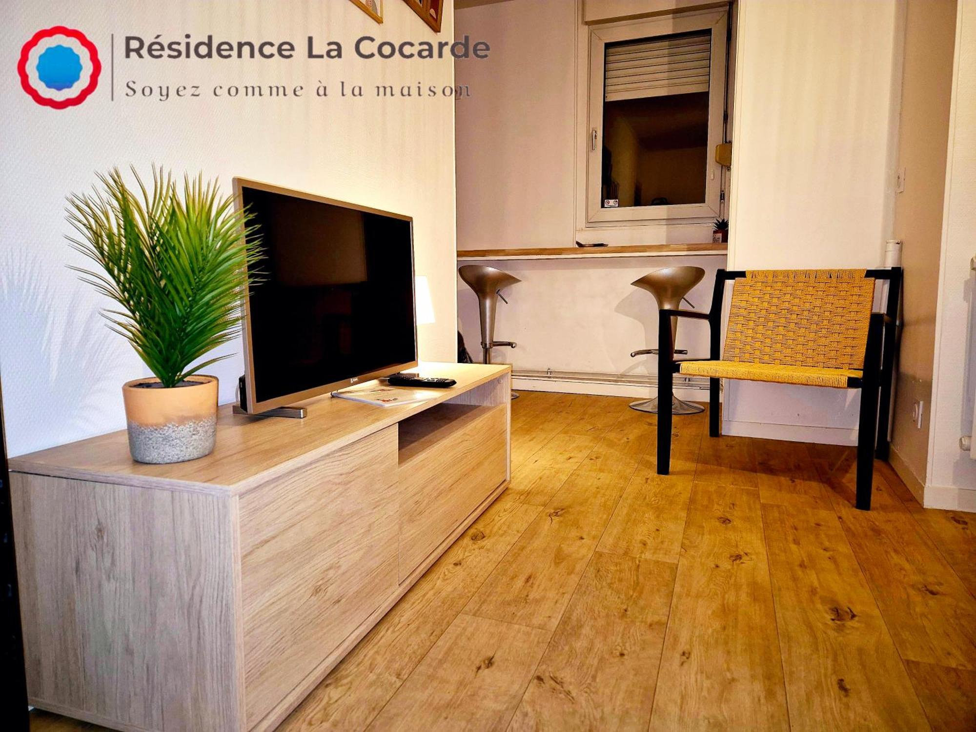 Residence La Cocarde, Suites Type Appartements บัวร์ ภายนอก รูปภาพ
